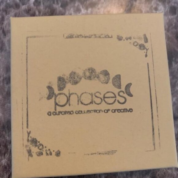 Horizon Necklace '17 inches long - Picture 2 of 2